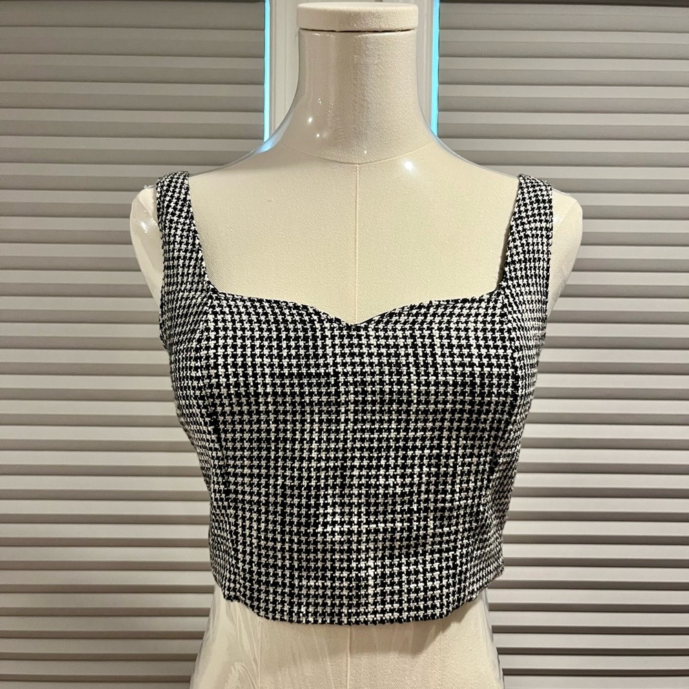 NWT Abercrombie Black and White Houndstooth Tweed Top